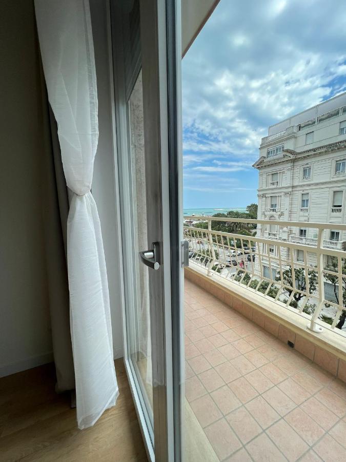 Blu Apartment Пескара Экстерьер фото